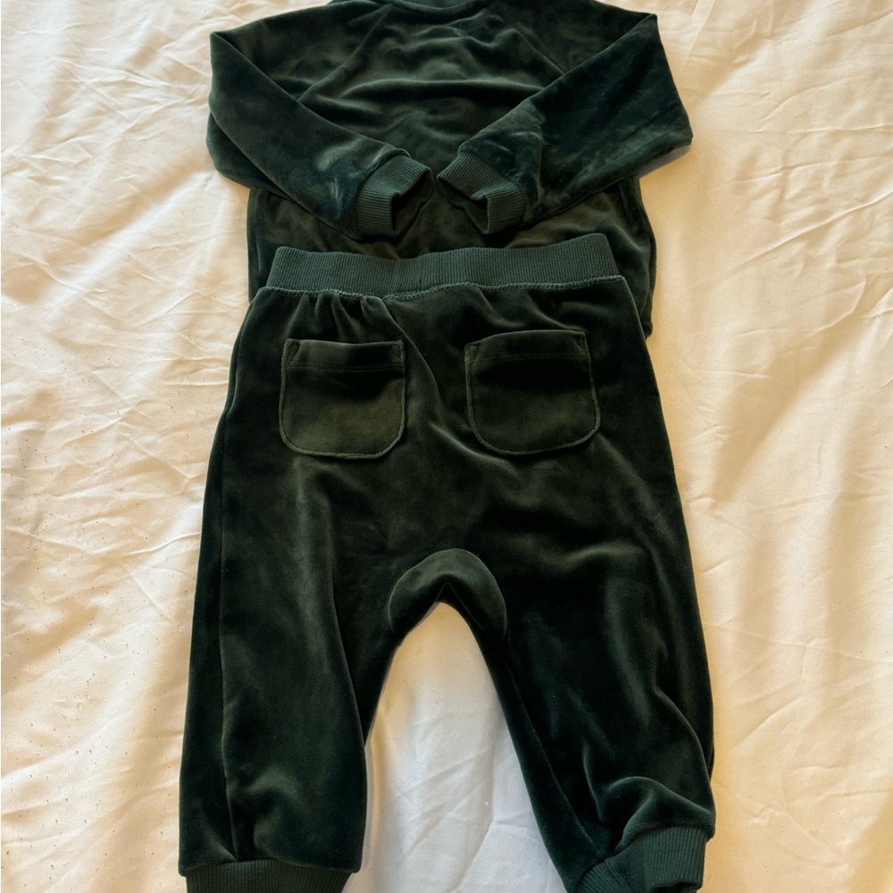 Gymboree Velour Set - Picture 4 of 5